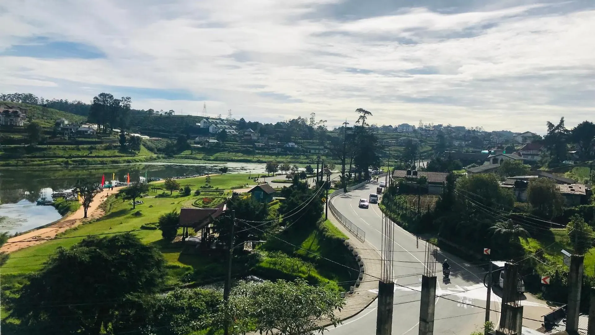 Galaxy Grand Hotel Nuwara Eliya 3*,  Šrí Lanka