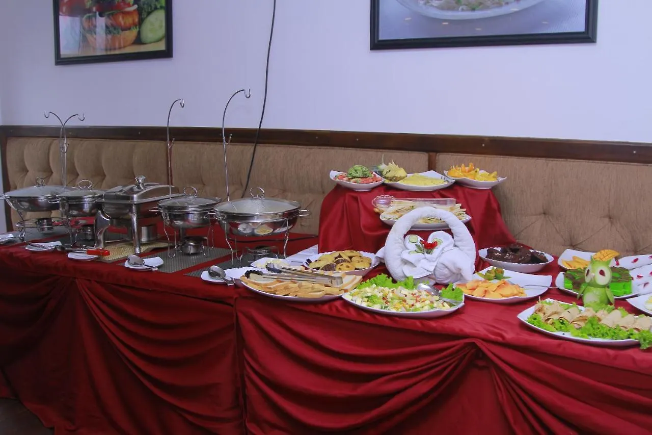 Galaxy Grand Hotel Nuwara Eliya 3*,